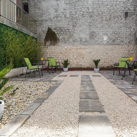 Vendégház The Well Luxury